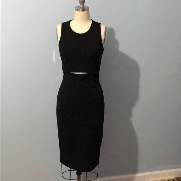 UK2LA Dresses & Skirts - 💋2/$20 Little black dress